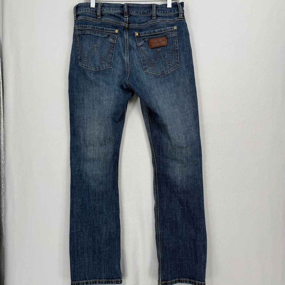 Wrangler Slim Boot Cut Jeans Mens 32x32 Blue Retro Medium Wash Denim 10WLT77LY - Picture 9 of 9